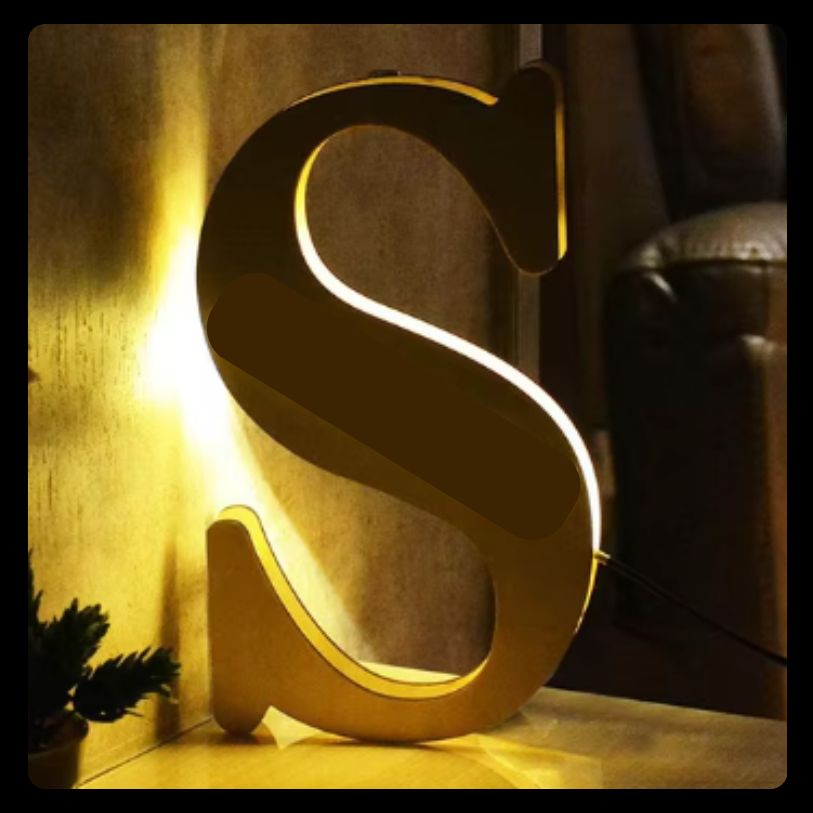 Individuelle LED-Namensleuchte (28 cm)