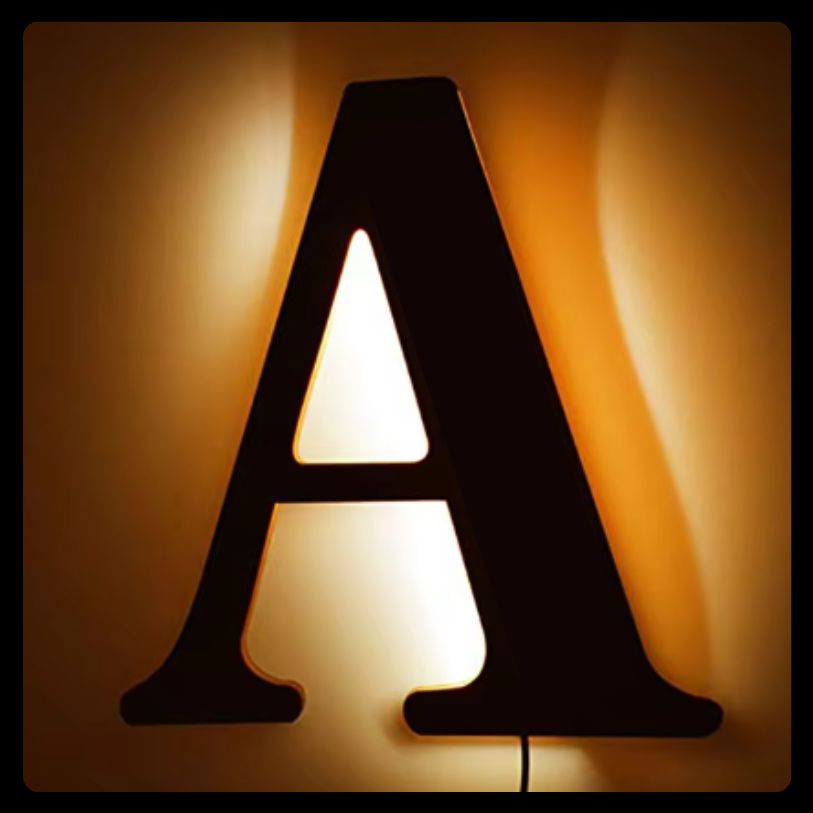 Individuelle LED-Namensleuchte (28 cm)